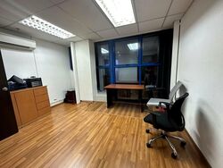 Heng Loong Building (D23), Factory #555804241